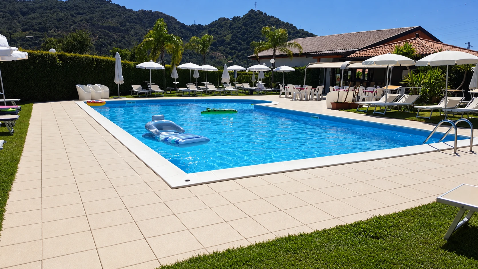 Gaggi (ME) Piscina